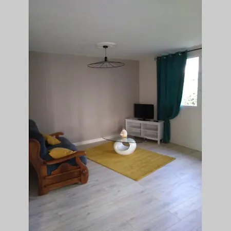 Gîte** De Pauline à Mère église