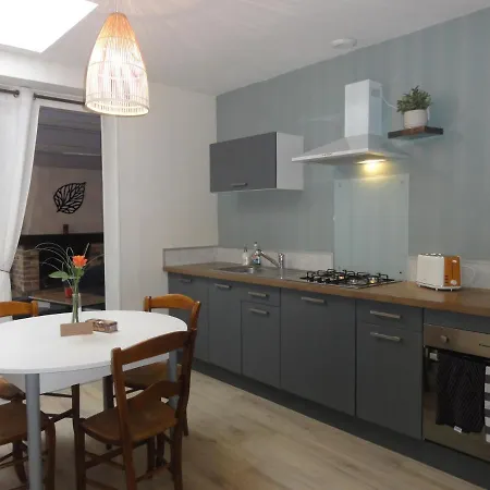 Gîte** De Pauline à Mère église